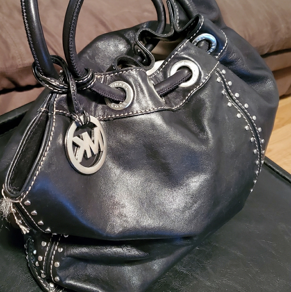 Leather Medium-large bag
